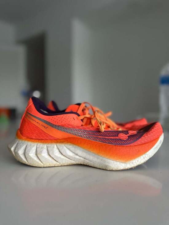 Saucony Men\'s Endorphin Pro 4 Running Shoes Viziorange S20939-125